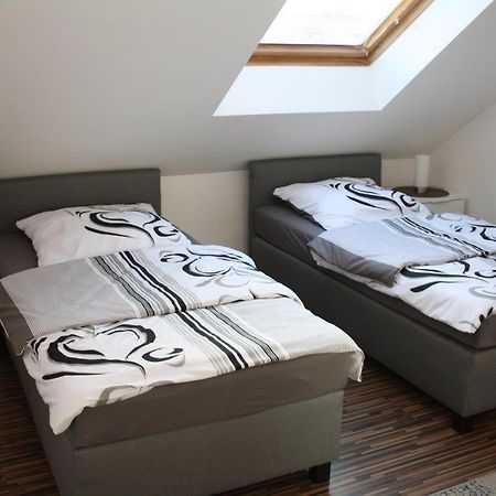 Ferienwohnung Kempf Mandelbachtal Ommersheim Dış mekan fotoğraf