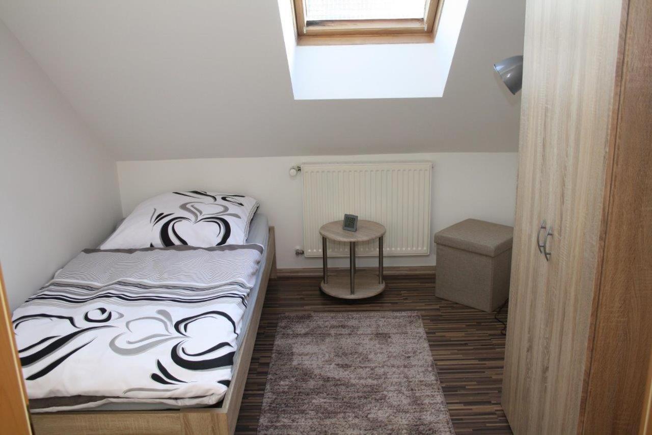 Ferienwohnung Kempf Mandelbachtal Ommersheim Dış mekan fotoğraf